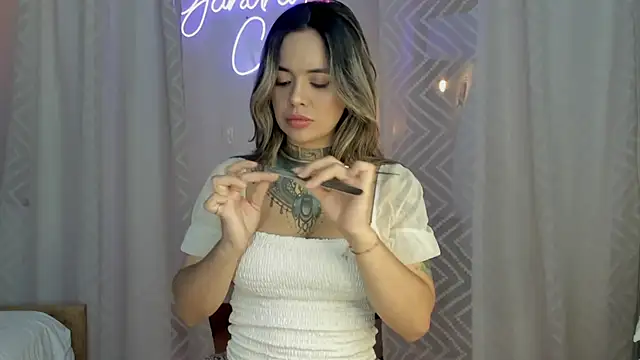 Snapshot of yandracelisofficial chatting on February 12, 3:29 am yandracelisofficial online show from February 12, 3:29 am