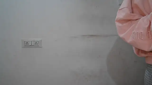 Snapshot of Suzie_darling chatting on January 7, 1:49 am Suzie darling online show from January 7, 1:49 am