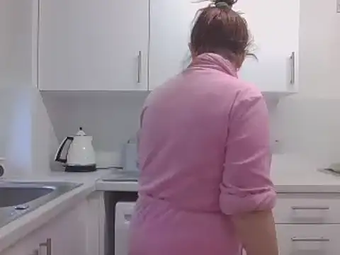 magical mia online show from March 17, 8:40 am