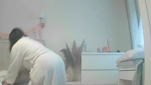 magical mia online show from December 23, 10:02 am