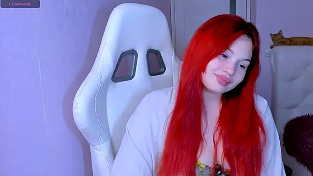 MissClarks online show from October 9, 6:28 pm