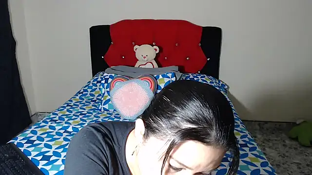 Crystal milkmature online show from February 3, 1:09 am