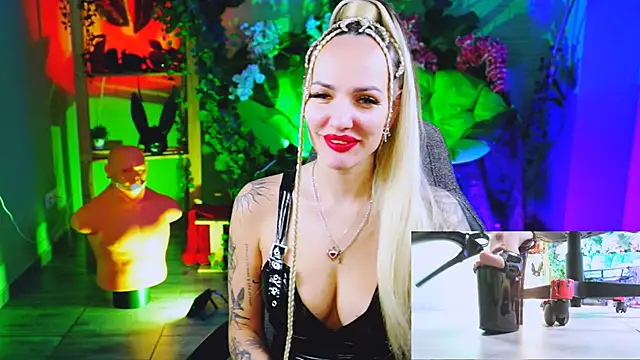 MonicaMaxwel online show from February 13, 10:55 am