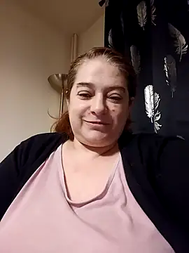 Snapshot of BBW_SophiaandJoe chatting on January 18, 12:57 am BBW SophiaandJoe online show from January 18, 12:57 am