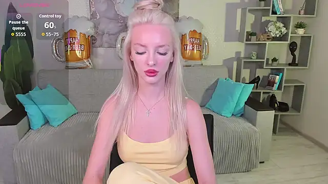 AleksaBlonde online show from September 26, 11:36 am