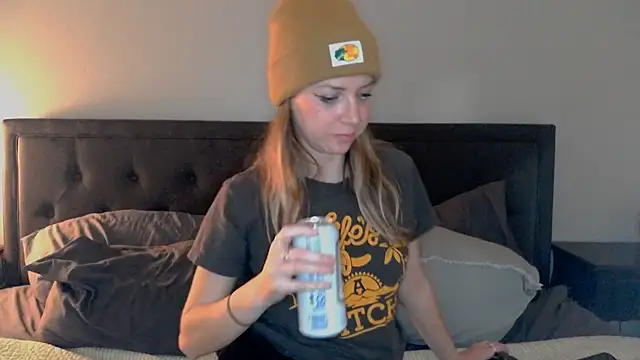 molly witha chance online show from February 22, 4:40 am