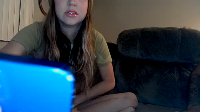 molly witha chance online show from November 29, 7:33 am