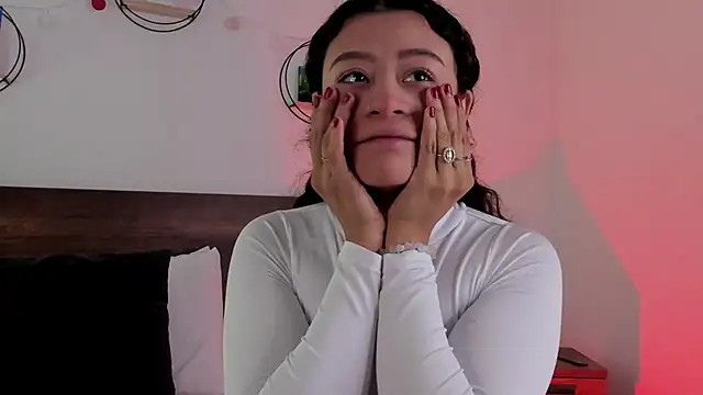 YenniferCurly online show from December 21, 12:38 pm