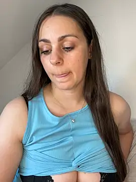 Snapshot of Loella-Rose chatting on July 12, 11:56 am Loella-Rose online show from July 12, 11:56 am