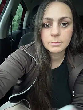 Snapshot of Loella-Rose chatting on July 15, 4:12 pm Loella-Rose online show from July 15, 4:12 pm