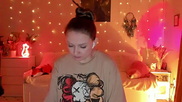 desperatehousewife   online show from January 31, 1:45 pm