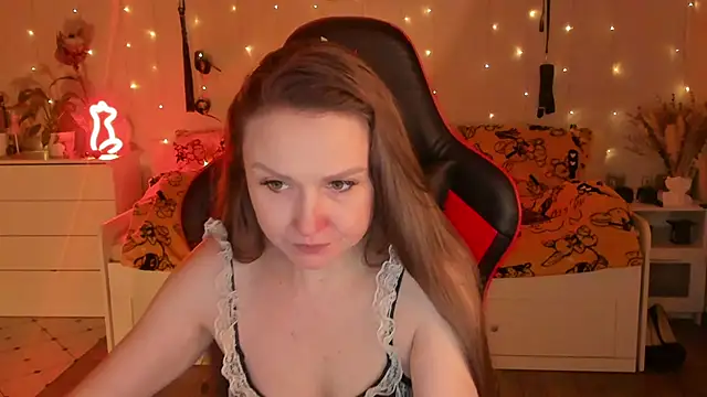 desperatehousewife   online show from November 22, 5:12 pm