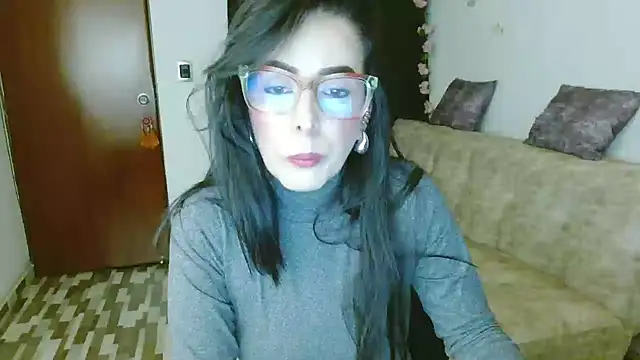 ella peck online show from March 25, 3:45 am