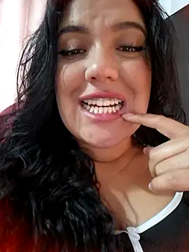 Sophie-hatter online show from November 7, 3:12 pm