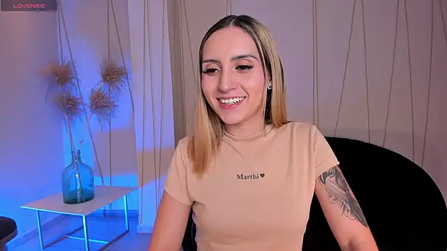 MollySundersX online show from December 17, 8:15 pm