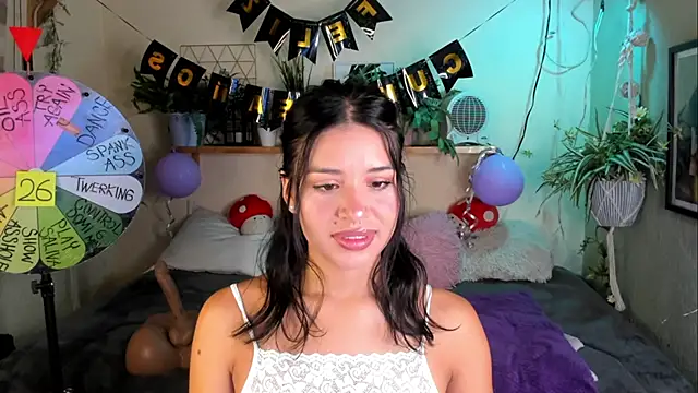 MiaaRose online show from March 7, 4:59 pm