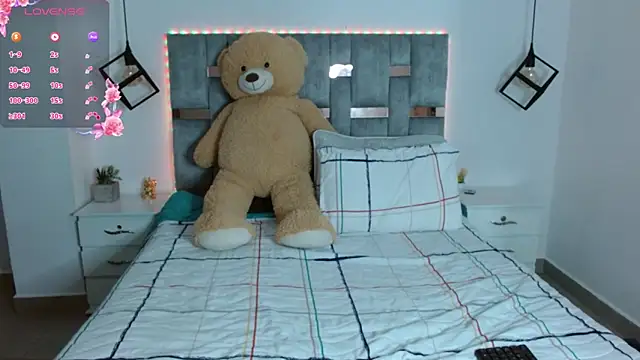 sofia burman online show from April 19, 12:11 am