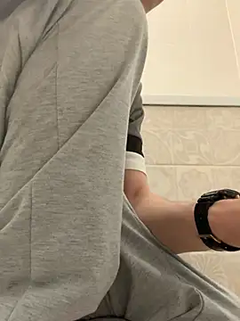 czruz online show from March 2, 1:15 am