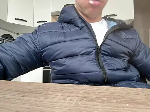 czruz online show from March 15, 10:33 pm