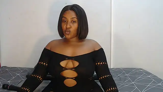 yummydoll97 online show from January 10, 6:31 pm