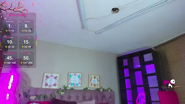 Snapshot of shelby_carson chatting on October 29, 1:30 am shelby carson online show from October 29, 1:30 am