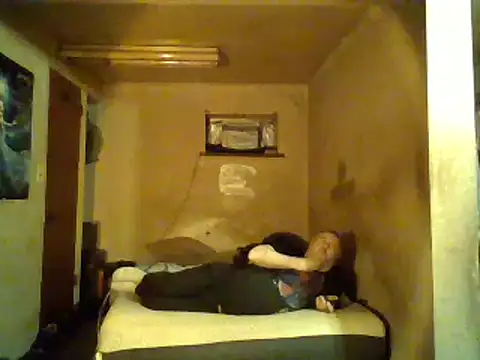 Nightshade7712 online show from January 2, 2:33 am