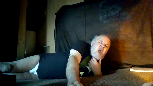 Snapshot of Nightshade7712 chatting on October 23, 9:46 pm Nightshade7712 online show from October 23, 9:46 pm