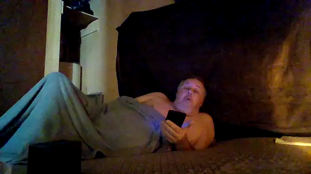 Snapshot of Nightshade7712 chatting on October 25, 11:51 am Nightshade7712 online show from October 25, 11:51 am