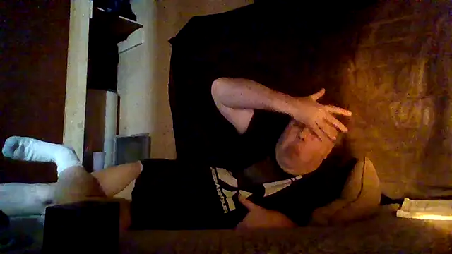 Snapshot of Nightshade7712 chatting on October 27, 5:06 pm Nightshade7712 online show from October 27, 5:06 pm