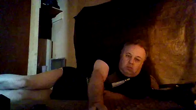 Snapshot of Nightshade7712 chatting on October 28, 5:55 am Nightshade7712 online show from October 28, 5:55 am