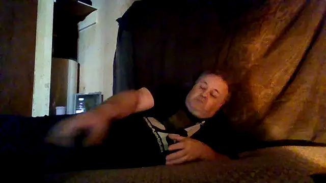 Snapshot of Nightshade7712 chatting on November 1, 9:39 pm Nightshade7712 online show from November 1, 9:39 pm