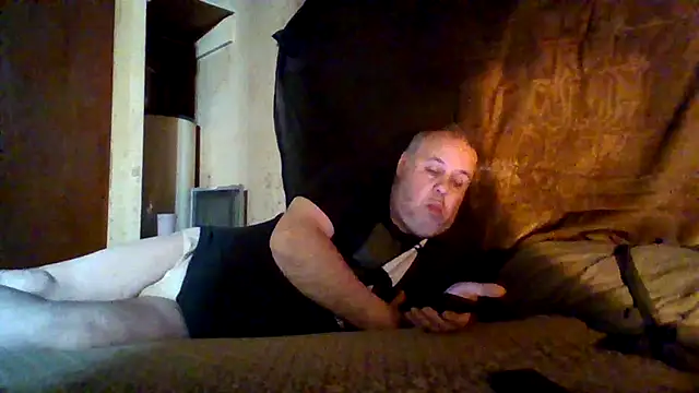 Snapshot of Nightshade7712 chatting on November 20, 10:31 pm Nightshade7712 online show from November 20, 10:31 pm