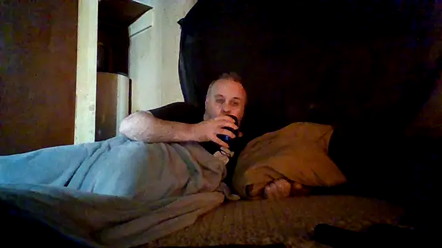 Snapshot of Nightshade7712 chatting on November 21, 9:13 pm Nightshade7712 online show from November 21, 9:13 pm