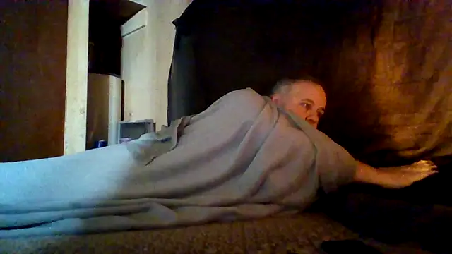 Snapshot of Nightshade7712 chatting on November 28, 9:06 pm Nightshade7712 online show from November 28, 9:06 pm