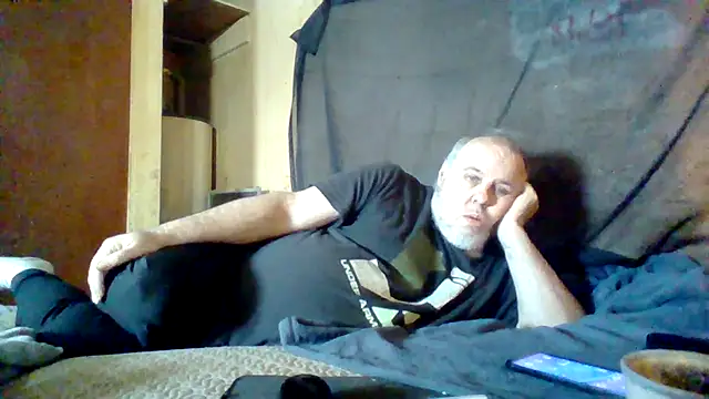 Snapshot of Nightshade7712 chatting on December 2, 5:19 pm Nightshade7712 online show from December 2, 5:19 pm