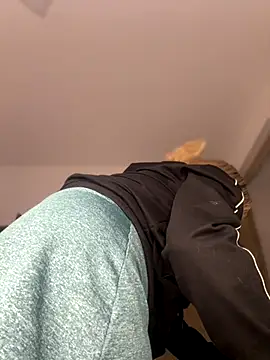 Snapshot of Grecia_21 chatting on September 30, 8:14 pm Grecia 21 online show from September 30, 8:14 pm