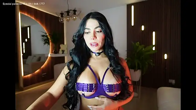 AnnaTaylor1 online show from May 25, 12:16 am