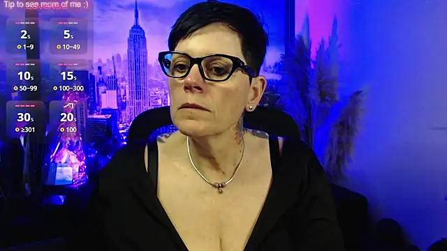 Snapshot of ninarandmann chatting on April 19, 3:11 pm ninarandmann online show from April 19, 3:11 pm