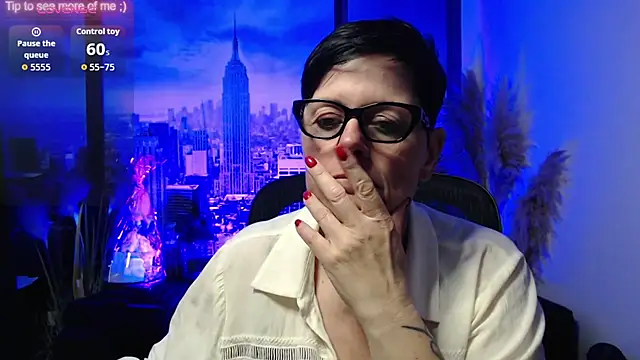 Snapshot of ninarandmann chatting on May 8, 7:52 pm ninarandmann online show from May 8, 7:52 pm