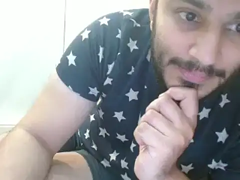 robintoit online show from December 3, 7:22 pm