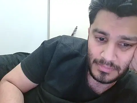 Snapshot of robintoit chatting on February 20, 6:52 pm robintoit online show from February 20, 6:52 pm