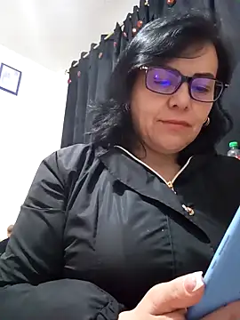 Natasha milf   online show from March 13, 12:27 am