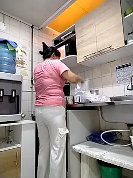 Natasha milf   online show from March 24, 1:16 pm