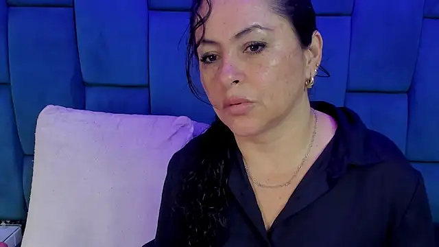 hanny milf online show from October 29, 11:45 am