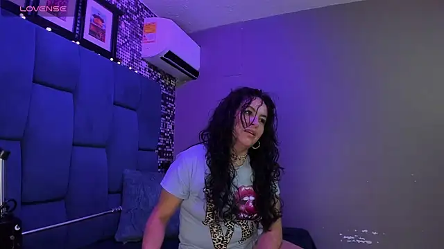 hanny milf online show from November 20, 11:32 am