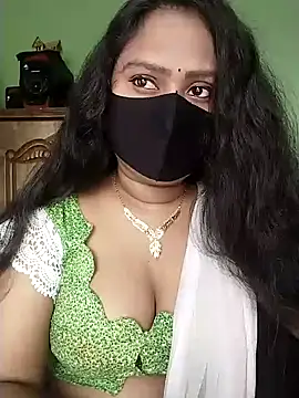 Idhika Paul online show from February 18, 9:21 am