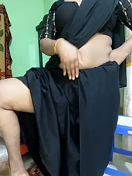 Idhika Paul online show from March 6, 5:43 pm