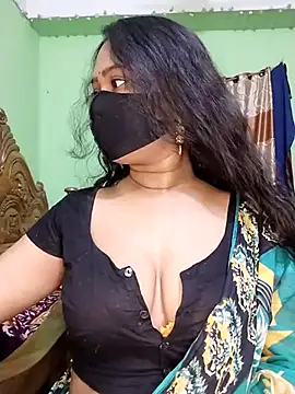 Idhika Paul online show from March 22, 11:31 pm