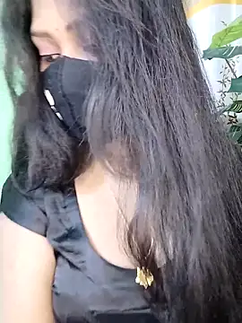 Idhika Paul online show from December 20, 10:33 am