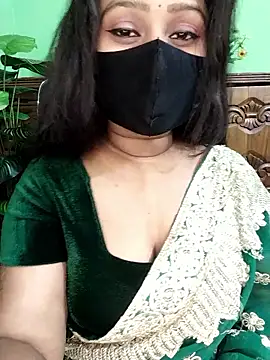 Idhika Paul online show from January 9, 1:03 pm